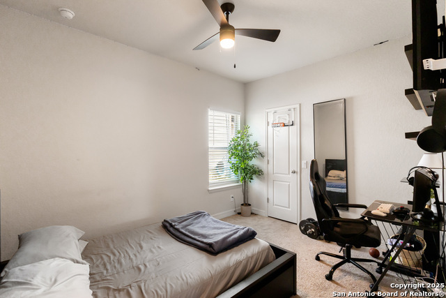 Image 25 of 33 For 10650 Jasmine Bluff