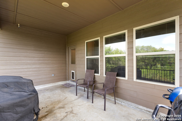 Image 30 of 33 For 10650 Jasmine Bluff