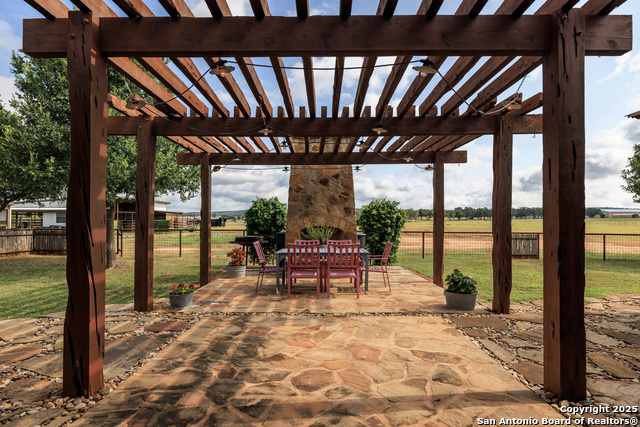 Image 27 of 50 For 5686 Ranch Rd 1631