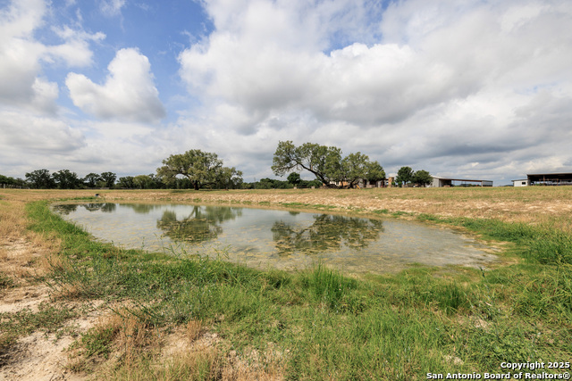 Image 33 of 50 For 5686 Ranch Rd 1631