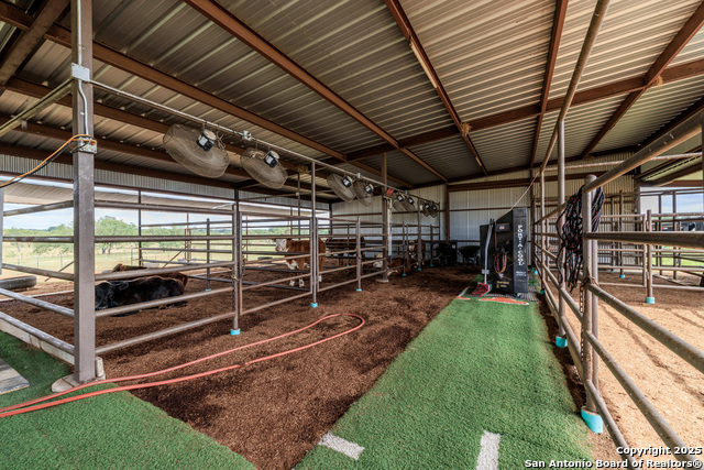 Image 41 of 50 For 5686 Ranch Rd 1631