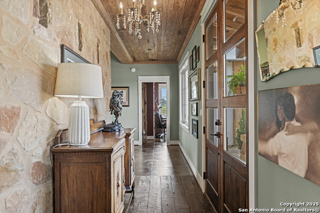 Image 8 of 50 For 5686 Ranch Rd 1631