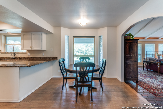 Image 11 of 27 For 9340 Teakwood Lane
