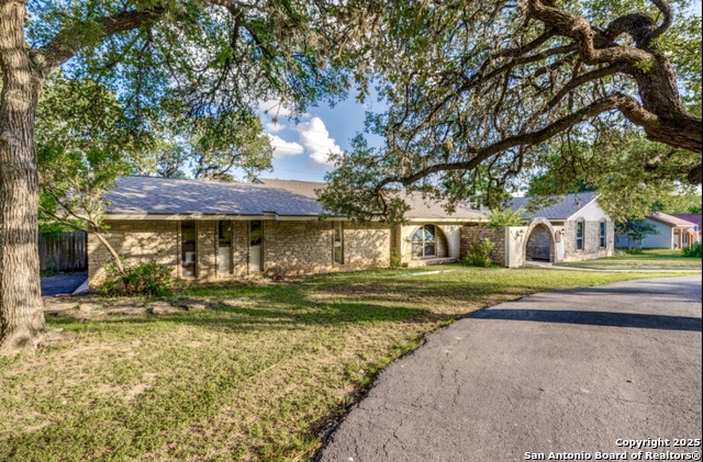 Image 2 of 27 For 9340 Teakwood Lane