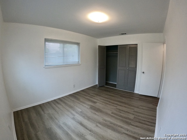 Image 10 of 16 For 1044 Richmond Dr