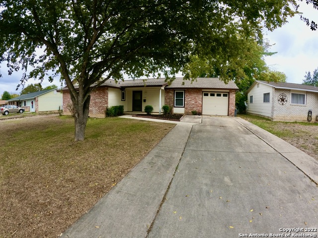 Image 2 of 16 For 1044 Richmond Dr