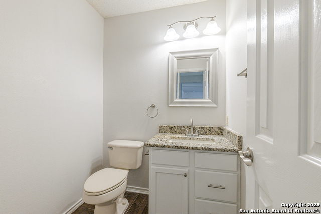Image 19 of 40 For 8630 Park Olympia