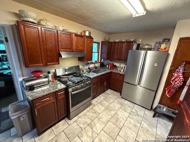 Image 11 of 23 For 257 Glenoak  