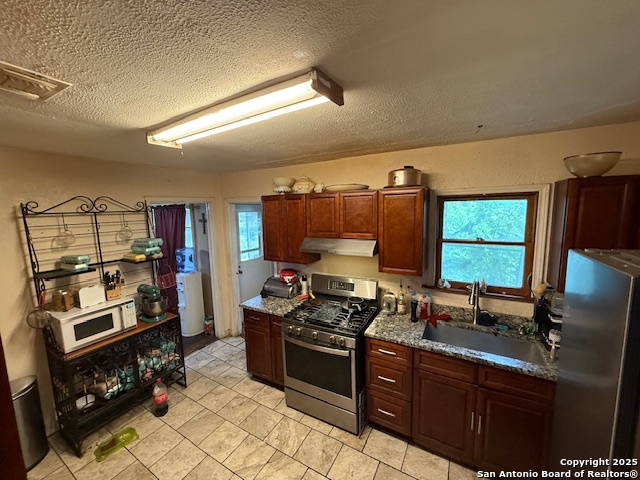 Image 12 of 23 For 257 Glenoak  