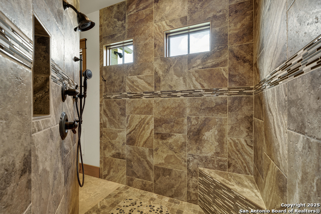 Listing photo id 45 for 1514 Fm 1376