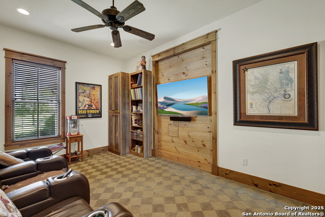 Listing photo id 49 for 1514 Fm 1376