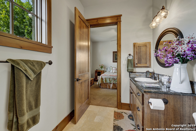 Listing photo id 50 for 1514 Fm 1376