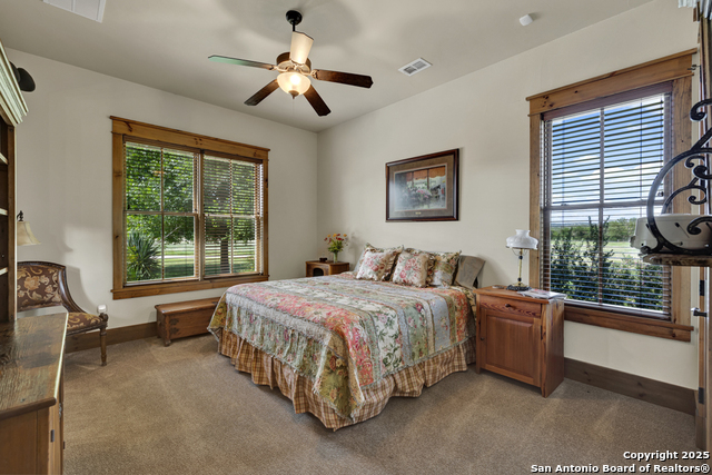 Listing photo id 51 for 1514 Fm 1376