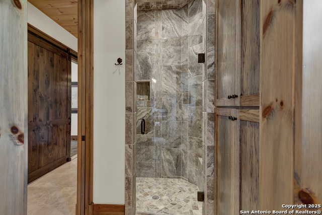 Listing photo id 52 for 1514 Fm 1376