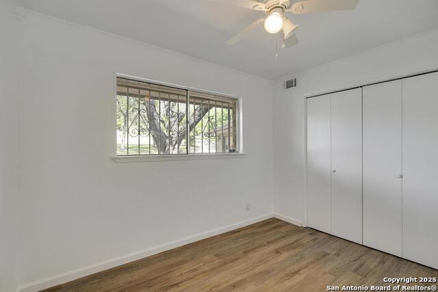 Image 15 of 25 For 7147 Oakridge