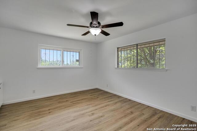 Image 17 of 25 For 7147 Oakridge