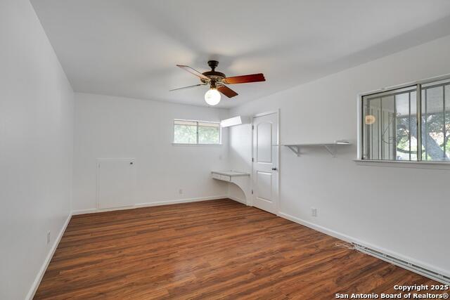 Image 18 of 25 For 7147 Oakridge