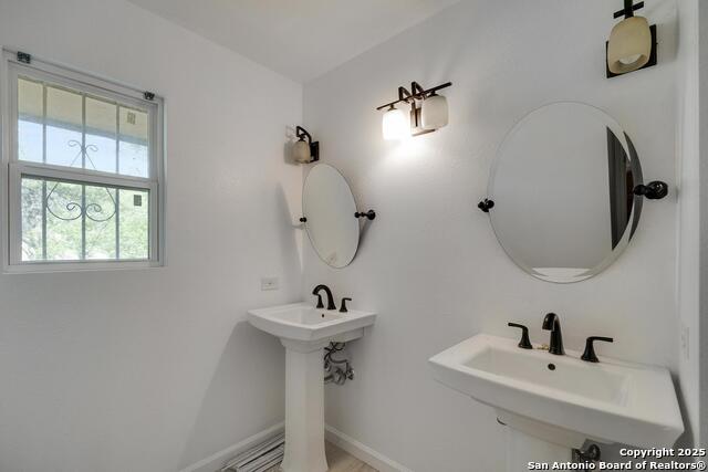 Image 21 of 25 For 7147 Oakridge