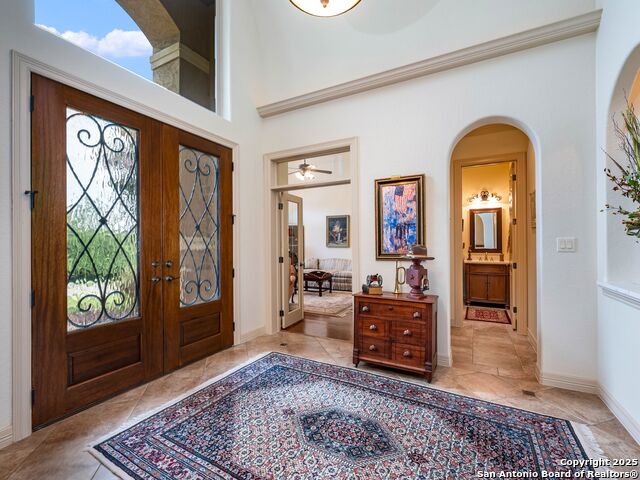 Listing photo id 10 for 14402 Contour Place