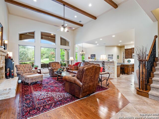 Listing photo id 16 for 14402 Contour Place