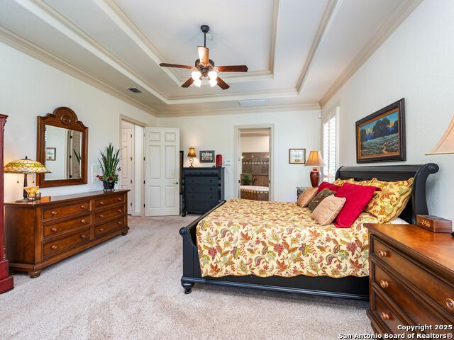 Listing photo id 25 for 14402 Contour Place