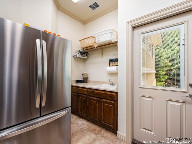 Listing photo id 37 for 14402 Contour Place