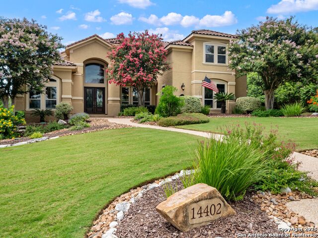 Listing photo id 2 for 14402 Contour Place