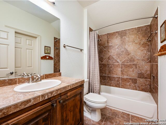 Listing photo id 41 for 14402 Contour Place