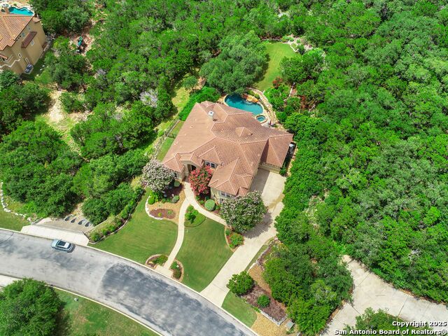 Listing photo id 69 for 14402 Contour Place
