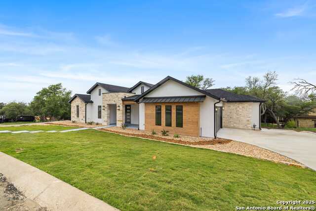 Details for 113 Stoneledge, Fredericksburg, TX 78624