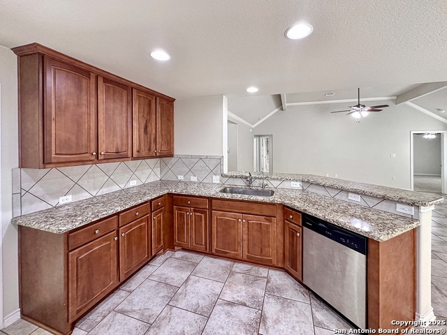 Image 12 of 34 For 6544 Robards Row