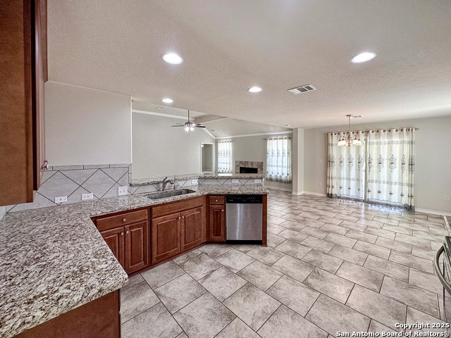 Image 13 of 34 For 6544 Robards Row