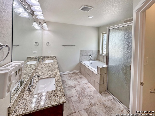 Image 18 of 34 For 6544 Robards Row