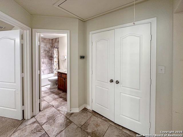 Image 24 of 34 For 6544 Robards Row