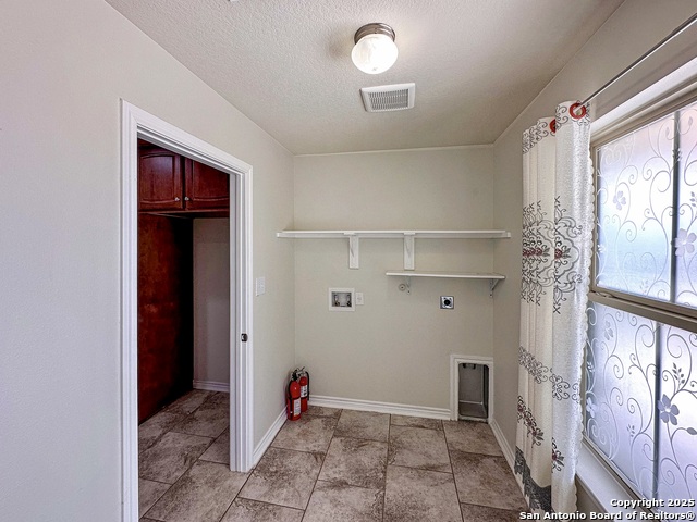Image 25 of 34 For 6544 Robards Row