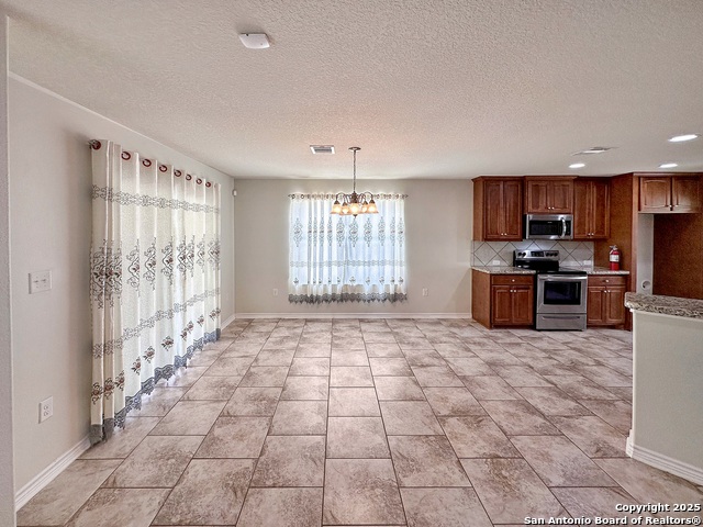 Image 9 of 34 For 6544 Robards Row