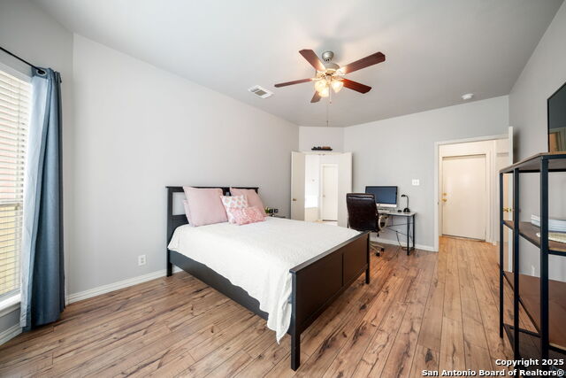 Image 23 of 38 For 1005 Summer Haven Ln