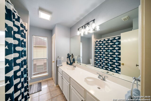 Image 27 of 38 For 1005 Summer Haven Ln