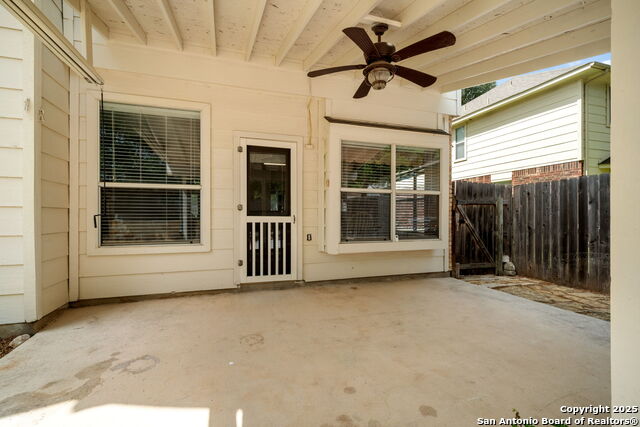 Image 33 of 38 For 1005 Summer Haven Ln