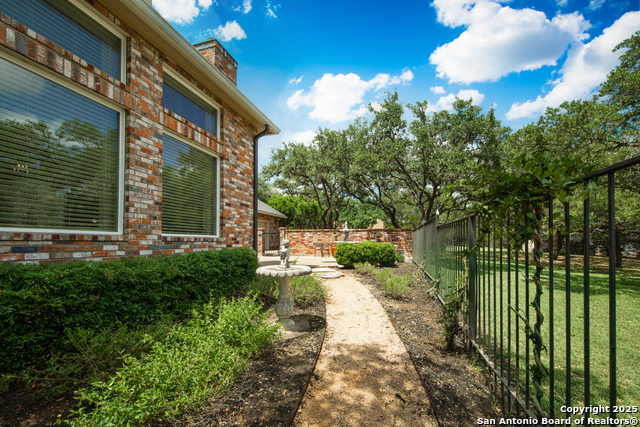 Image 34 of 50 For 4 Horns Cross