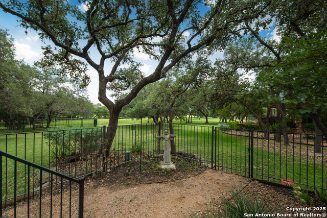 Image 35 of 50 For 4 Horns Cross