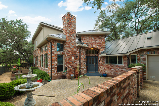 Image 4 of 50 For 4 Horns Cross