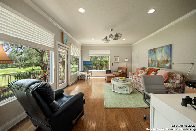 Image 8 of 50 For 4 Horns Cross