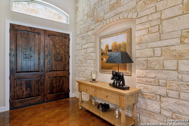 Image 11 of 41 For 858 Riverforest