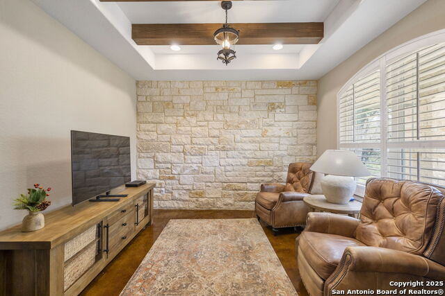 Image 12 of 41 For 858 Riverforest
