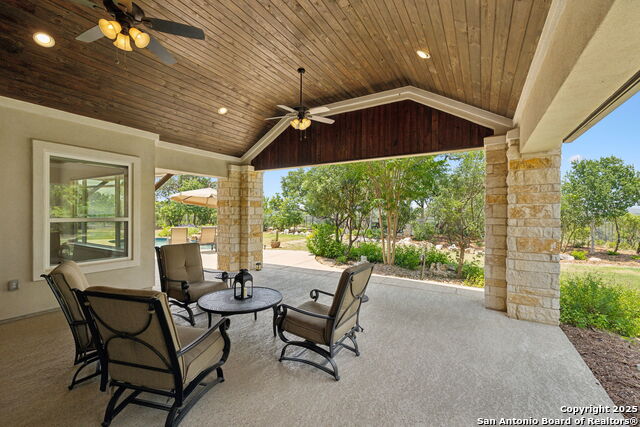 Image 29 of 41 For 858 Riverforest