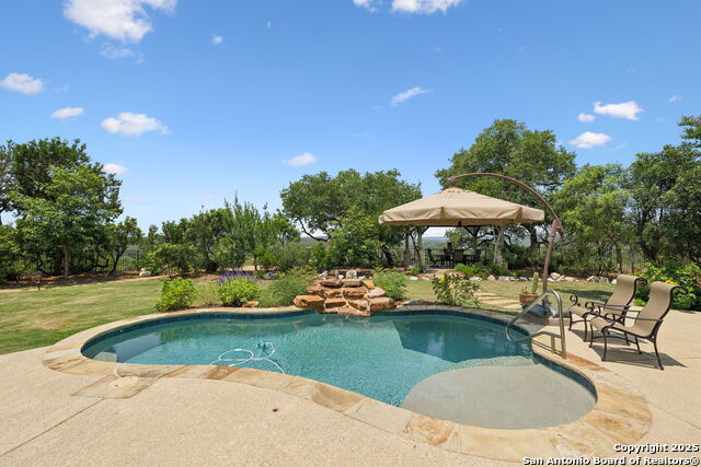 Image 30 of 41 For 858 Riverforest
