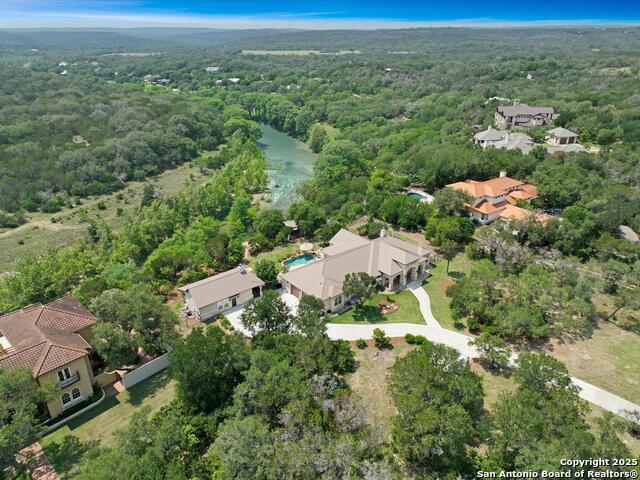 Image 6 of 41 For 858 Riverforest