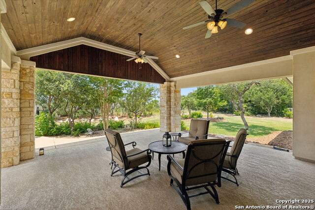 Image 9 of 41 For 858 Riverforest