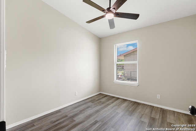Image 19 of 32 For 7502 Alpine Valley